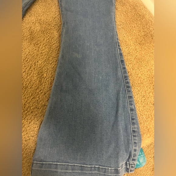 Hollister Flare high waisted jeans - Picture 4 of 6